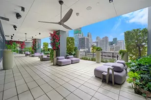 159 NE 6th St, Miami, FL 33132 - Photo 16