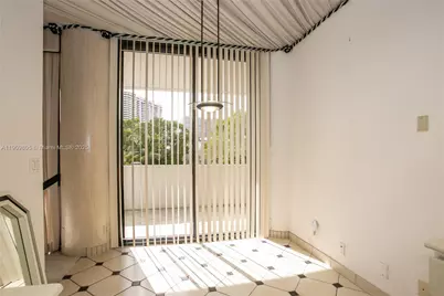 3000 Island Blvd #WSTE1, Aventura, FL 33160 - Photo 10