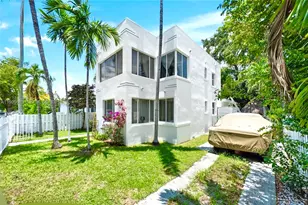 555 NE 70th St, Miami, FL 33138 - Photo 2