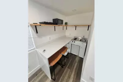 555 NE 70th St, Miami, FL 33138 - Photo 22