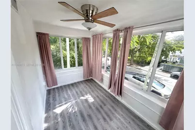 555 NE 70th St, Miami, FL 33138 - Photo 4