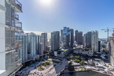 350 S Miami Ave #3914, Miami, FL 33130 - Photo 2