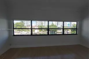 255 Poinciana Dr, Sunny Isles Beach, FL 33160 - Photo 24