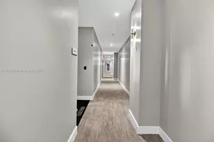 1110 NW 1st St, Miami, FL 33128 - Photo 4