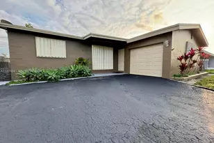 8670 NW 28th Pl, Sunrise, FL 33322 - Photo 1