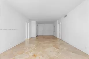 5700 Collins Ave, Miami Beach, FL 33140 - Photo 10