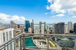 92 SW 3rd St, Miami, FL 33130 - Photo 2