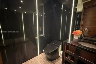 92 SW 3rd St, Miami, FL 33130 - Photo 22