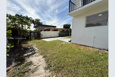 3200 SW 88th Pl #Back, Miami, FL 33165 - Photo 8