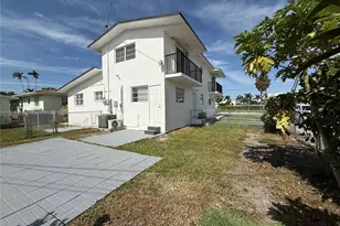 3200 SW 88th Pl, Miami, FL 33165 - Photo 2