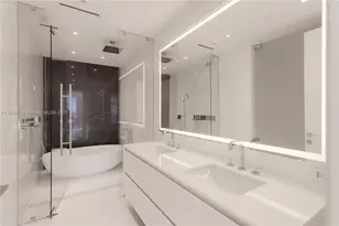 300 Biscayne Blvd Way, Miami, FL 33131 - Photo 22