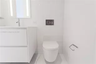 300 Biscayne Blvd Way, Miami, FL 33131 - Photo 20