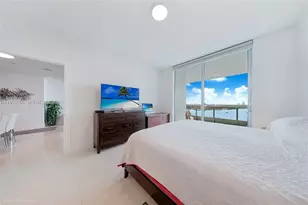900 Biscayne Blvd, Miami, FL 33132 - Photo 1