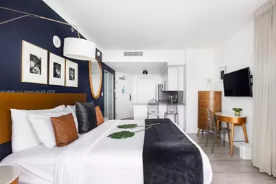 2889 McFarlane Rd #1512, Coconut Grove, FL 33133 - Photo 10