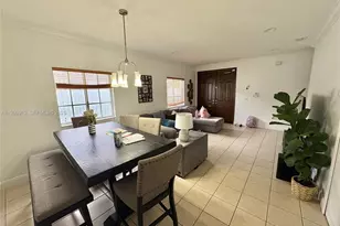 19845 NW 78th Path, Hialeah, FL 33015 - Photo 6