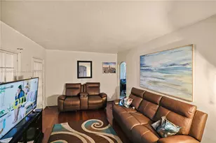751 NW 64th St, Miami, FL 33150 - Photo 4