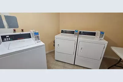 2025 NE 164th St #914, North Miami Beach, FL 33162 - Photo 10