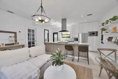 1009 Genoa St, Coral Gables, FL 33134 - Photo 6