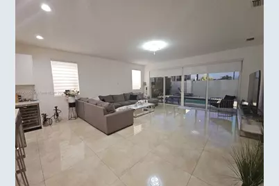 9870 NW 75th Ter, Doral, FL 33178 - Photo 10