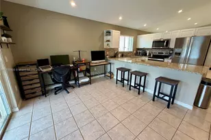 104 Danielle Ct, Weston, FL 33326 - Photo 6