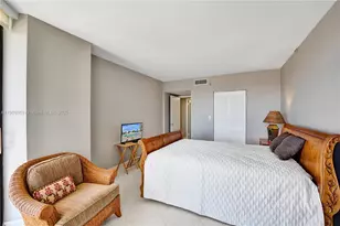 3600 Yacht Club Dr, Aventura, FL 33180 - Photo 48