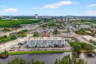 16465 NE 22nd Ave, North Miami Beach, FL 33160 - Photo 32