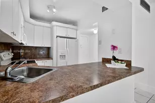 16465 NE 22nd Ave, North Miami Beach, FL 33160 - Photo 10