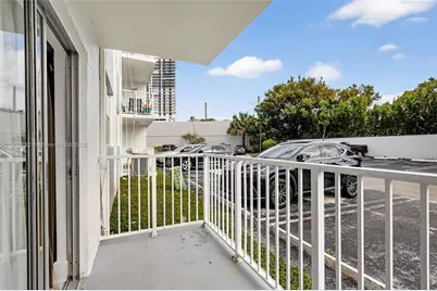 16465 NE 22nd Ave #116, North Miami Beach, FL 33160 - Photo 28