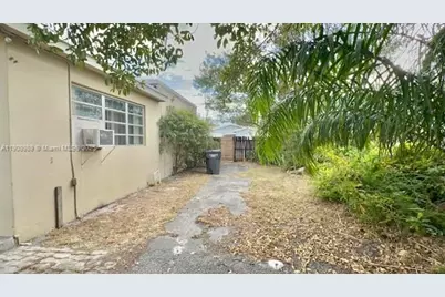 1930 Thomas St #1930, Hollywood, FL 33020 - Photo 16