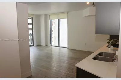 31 SE 6th St #1108, Miami, FL 33131 - Photo 10