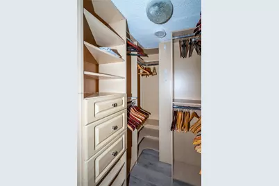 501 Three Islands Blvd #517, Hallandale Beach, FL 33009 - Photo 16