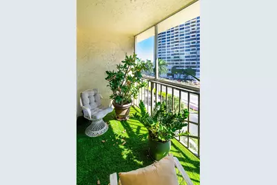 501 Three Islands Blvd #517, Hallandale Beach, FL 33009 - Photo 22