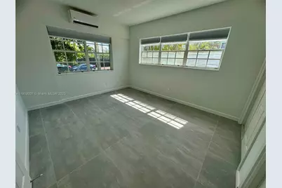 8620 Byron Ave #8620-7, Miami Beach, FL 33141 - Photo 12