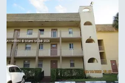 8400 Sunrise Lakes Blvd #106, Sunrise, FL 33322 - Photo 1