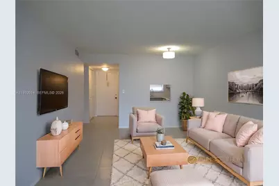 8400 Sunrise Lakes Blvd #106, Sunrise, FL 33322 - Photo 2