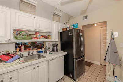 2850 Somerset Dr #308L, Lauderdale Lakes, FL 33311 - Photo 16