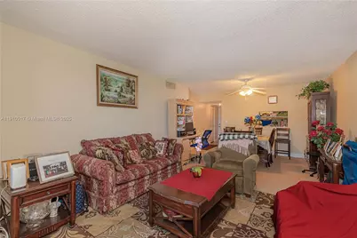 2850 Somerset Dr #308L, Lauderdale Lakes, FL 33311 - Photo 8