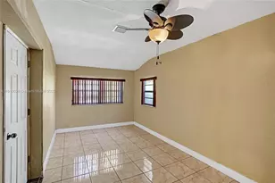 2519 Bahama Dr, Miramar, FL 33023 - Photo 26