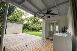 350 Hibiscus Dr, Miami Springs, FL 33166 - Photo 12
