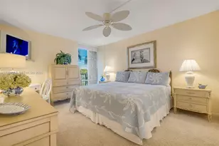 555 NW 4th Ave, Boca Raton, FL 33432 - Photo 16