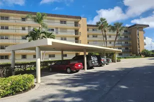 555 NW 4th Ave, Boca Raton, FL 33432 - Photo 28
