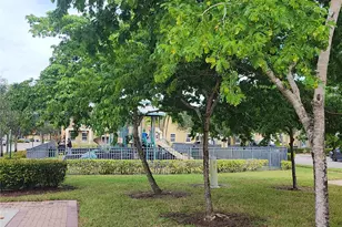 14722 SW 12th St, Pembroke Pines, FL 33027 - Photo 40