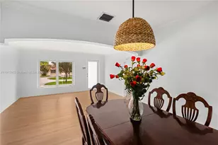 3018 Coconut Grove Dr, Coral Gables, FL 33134 - Photo 20