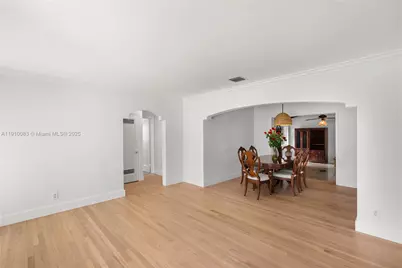 3018 Coconut Grove Dr, Coral Gables, FL 33134 - Photo 14