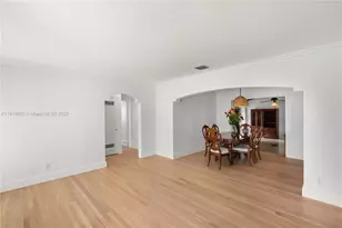 3018 Coconut Grove Dr, Coral Gables, FL 33134 - Photo 14