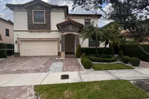 8850 NW 98th Ct, Doral, FL 33178 - Photo 2