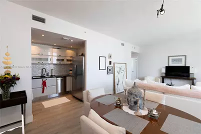 6580 Indian Creek Dr #310, Miami Beach, FL 33141 - Photo 14