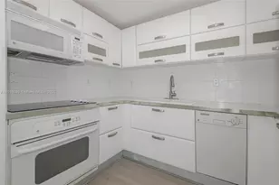 6580 Indian Creek Dr, Miami Beach, FL 33141 - Photo 10