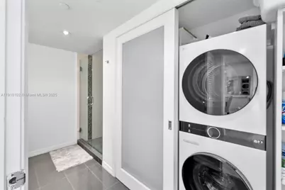 3640 Yacht Club Dr #1107, Aventura, FL 33180 - Photo 28