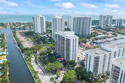 3640 Yacht Club Dr #1107, Aventura, FL 33180 - Photo 38